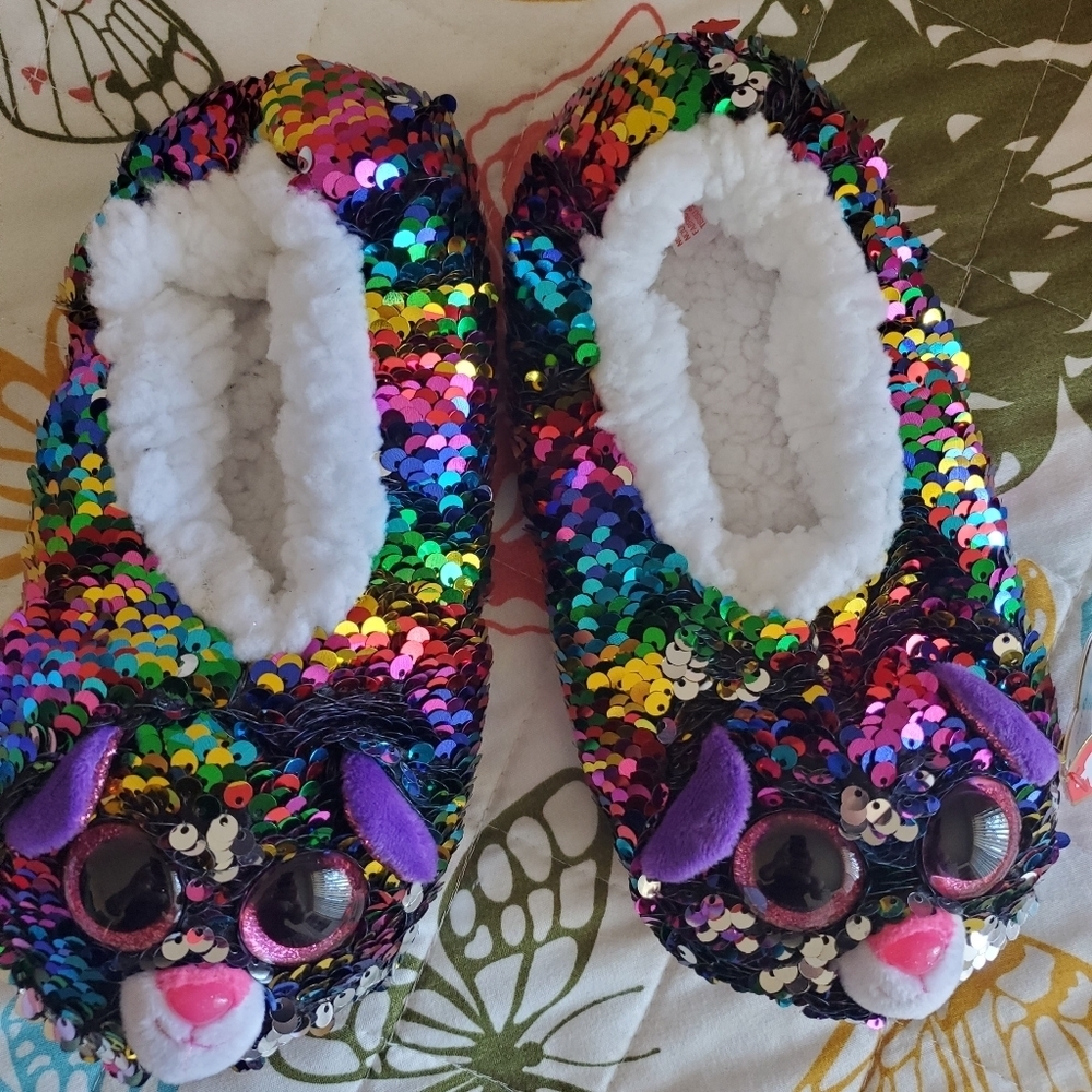 Cute TY Brand Kids Slippers - Picture 3 of 5